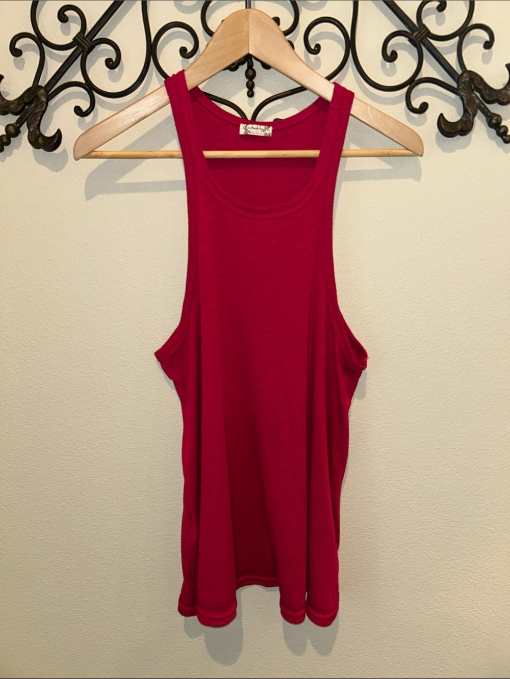 INTIMATELY FREE PEOPLE HOT PINK TANK TOP SIZE MEDIUM
